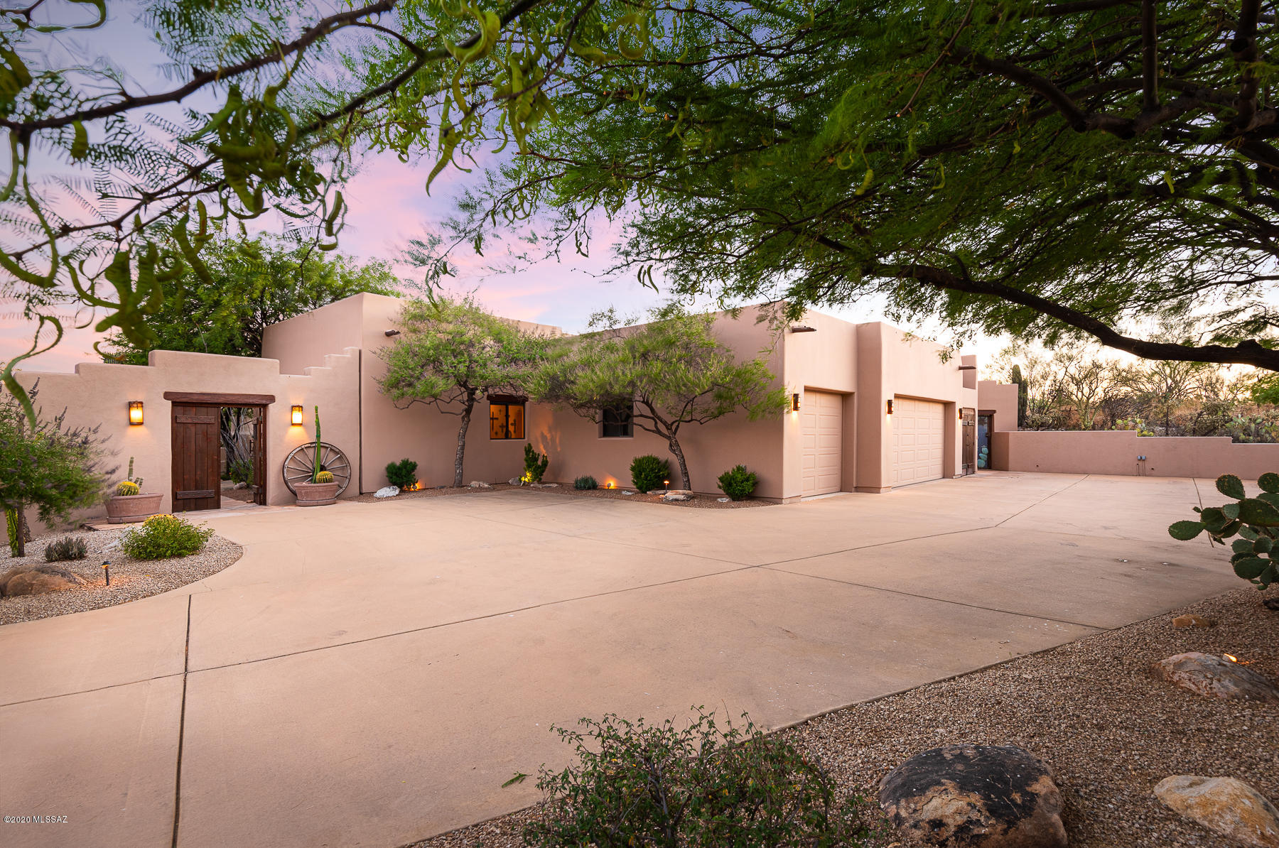 Honey Bee Canyon Estates - Residential