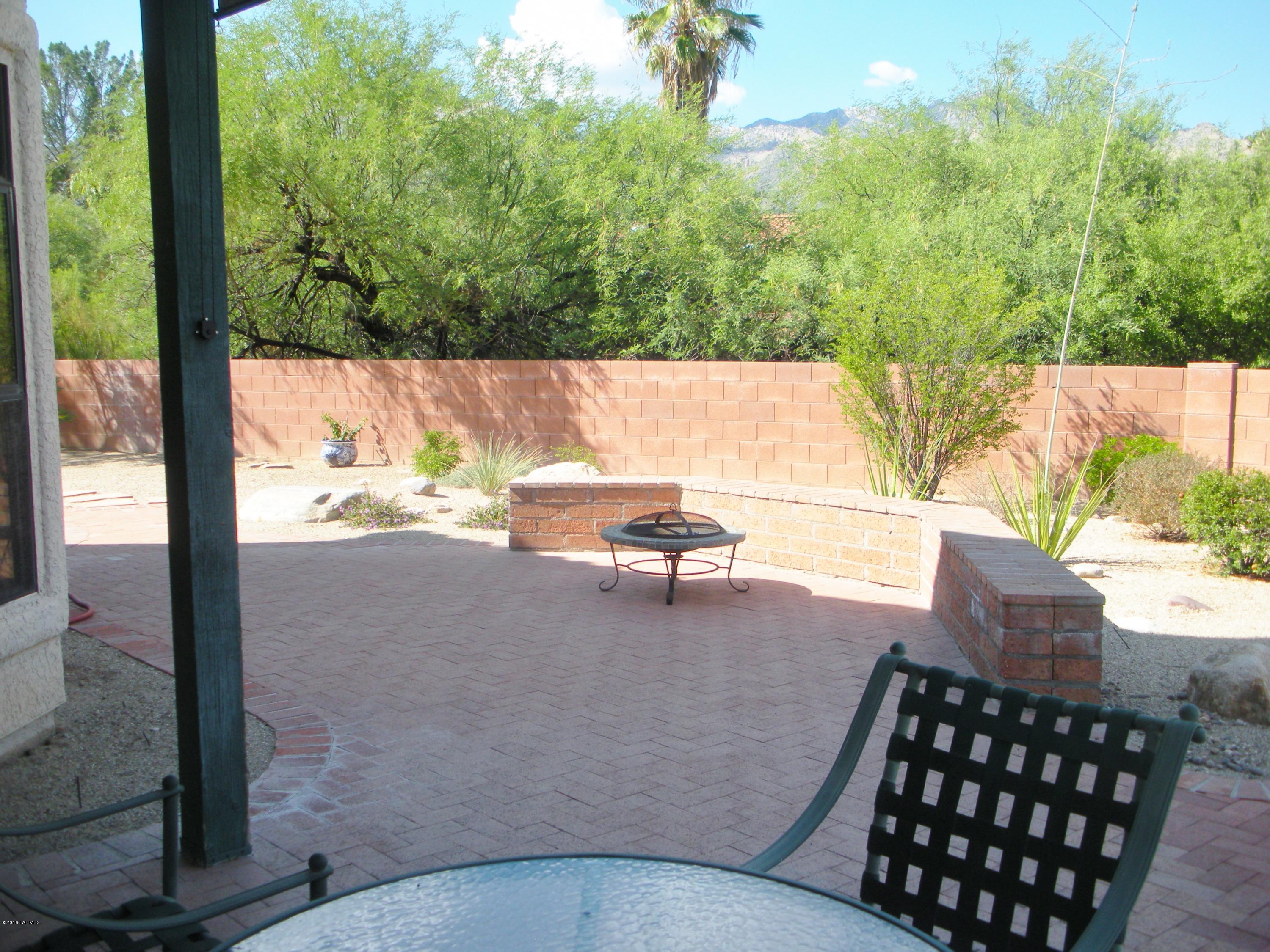 Tierra Santa (1-126) - Residential Lease