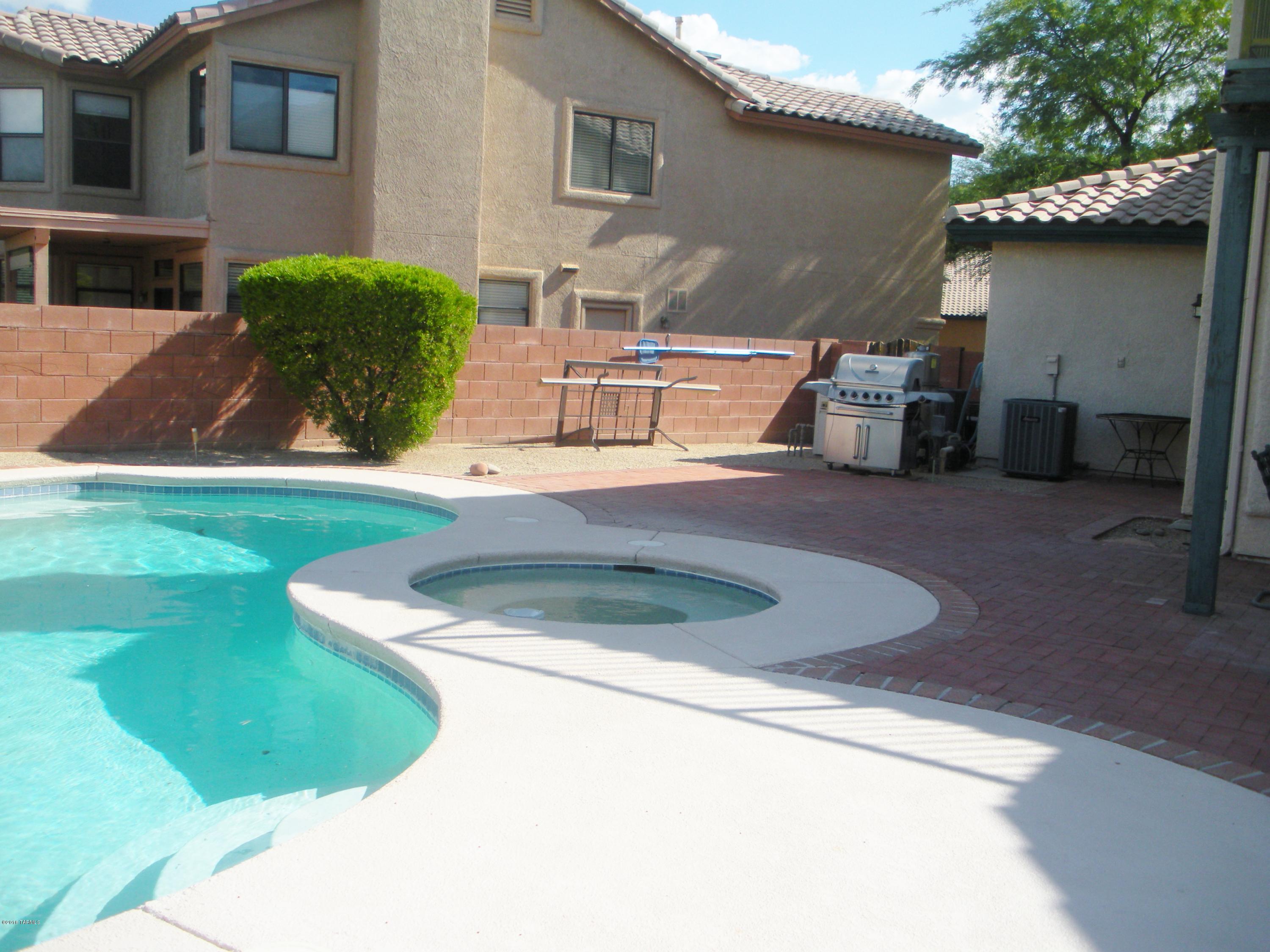 Tierra Santa (1-126) - Residential Lease