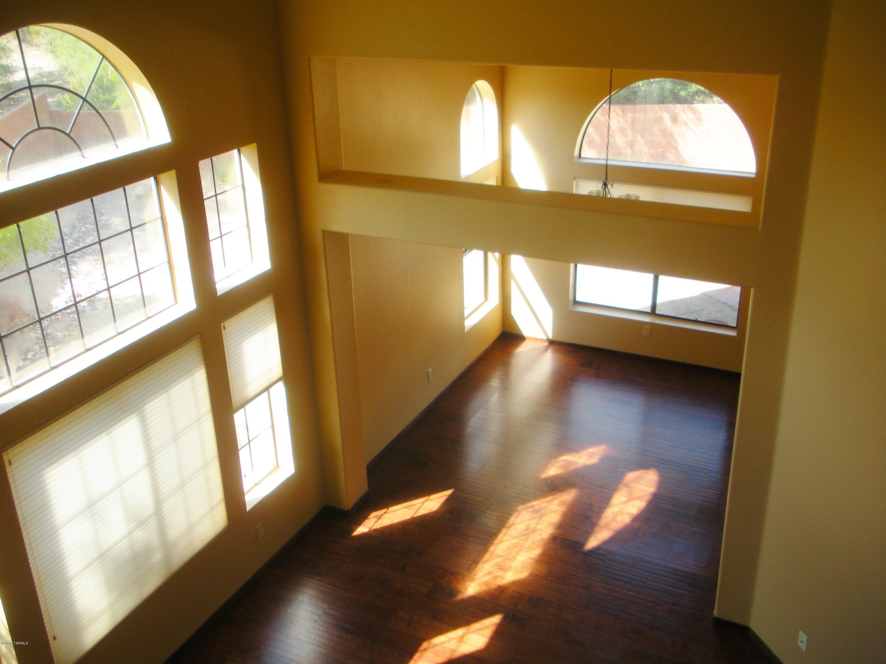 Tierra Santa (1-126) - Residential Lease