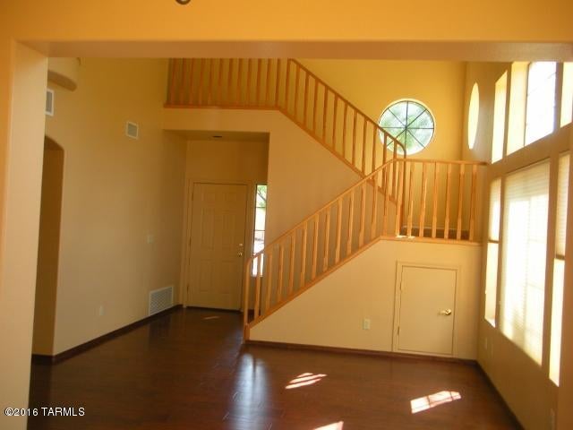Tierra Santa (1-126) - Residential Lease
