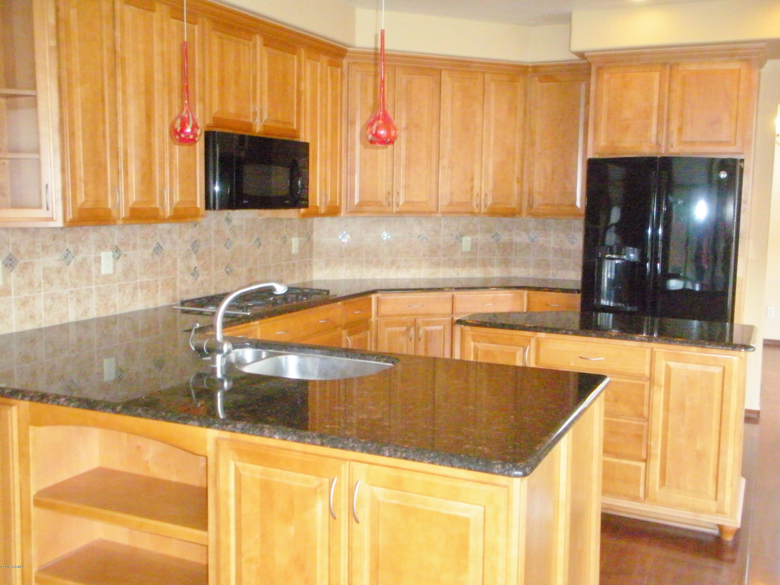 Tierra Santa (1-126) - Residential Lease