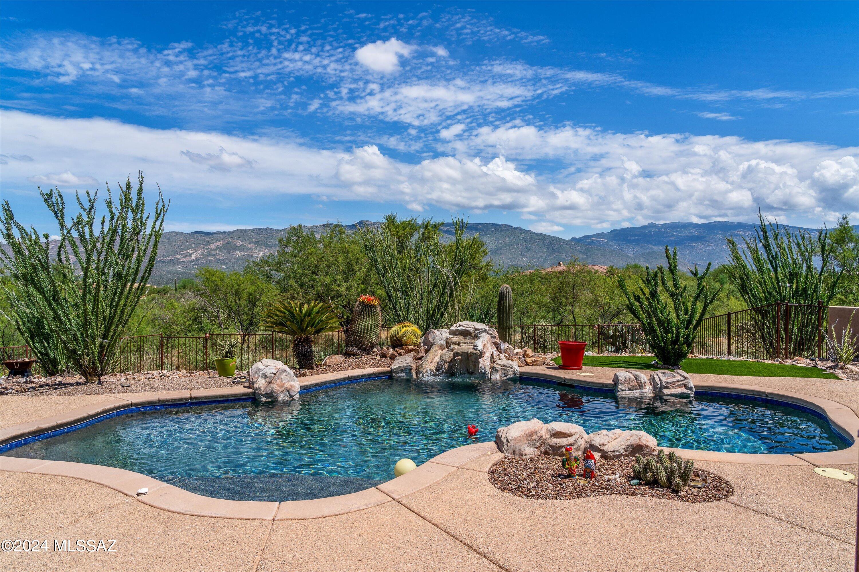 Coyote Creek (1-395) - Residential