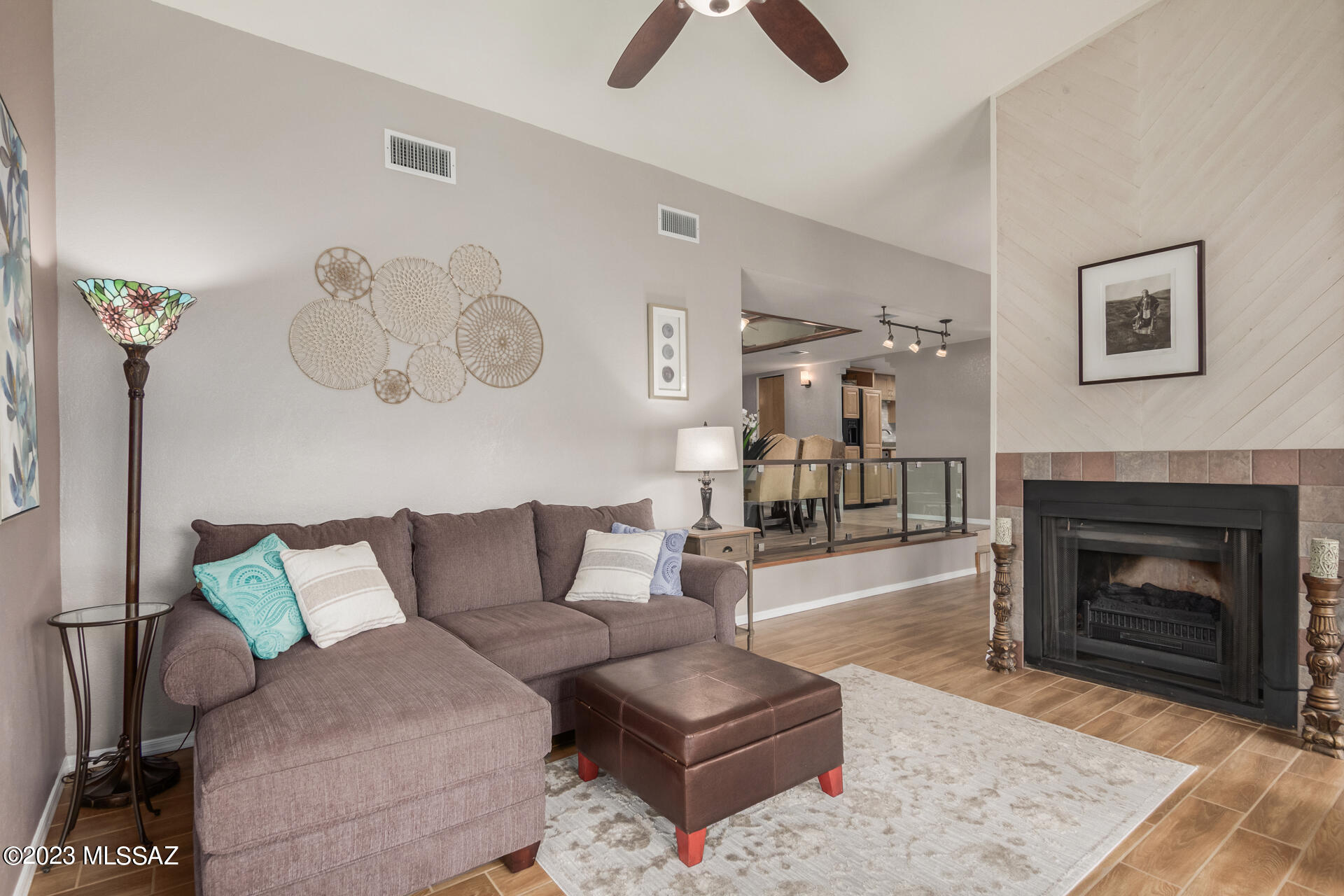 Catalina Del Sol (1-71) - Residential