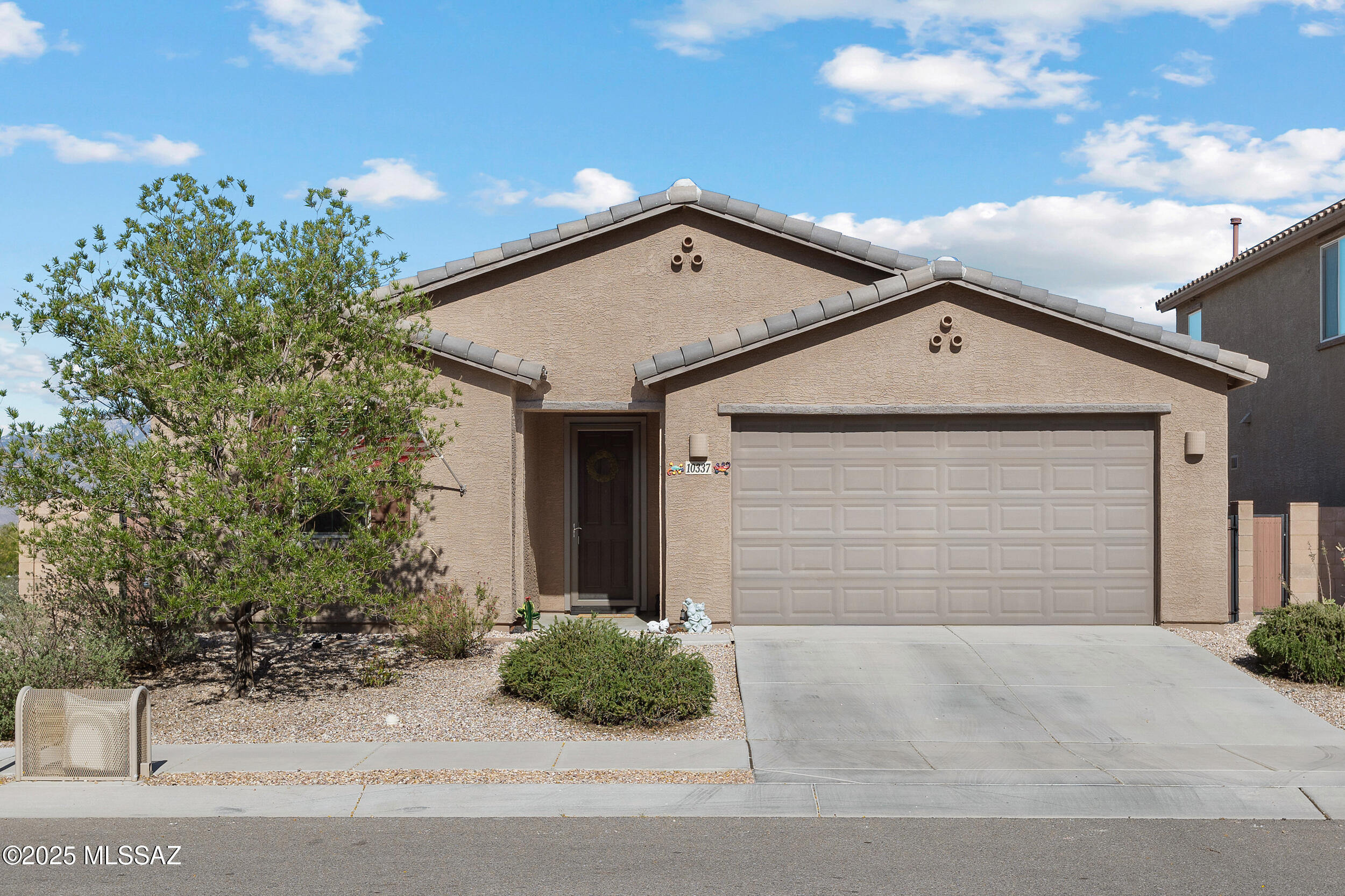 The Vistas At Rincon Knolls SQ20152600506 - Residential