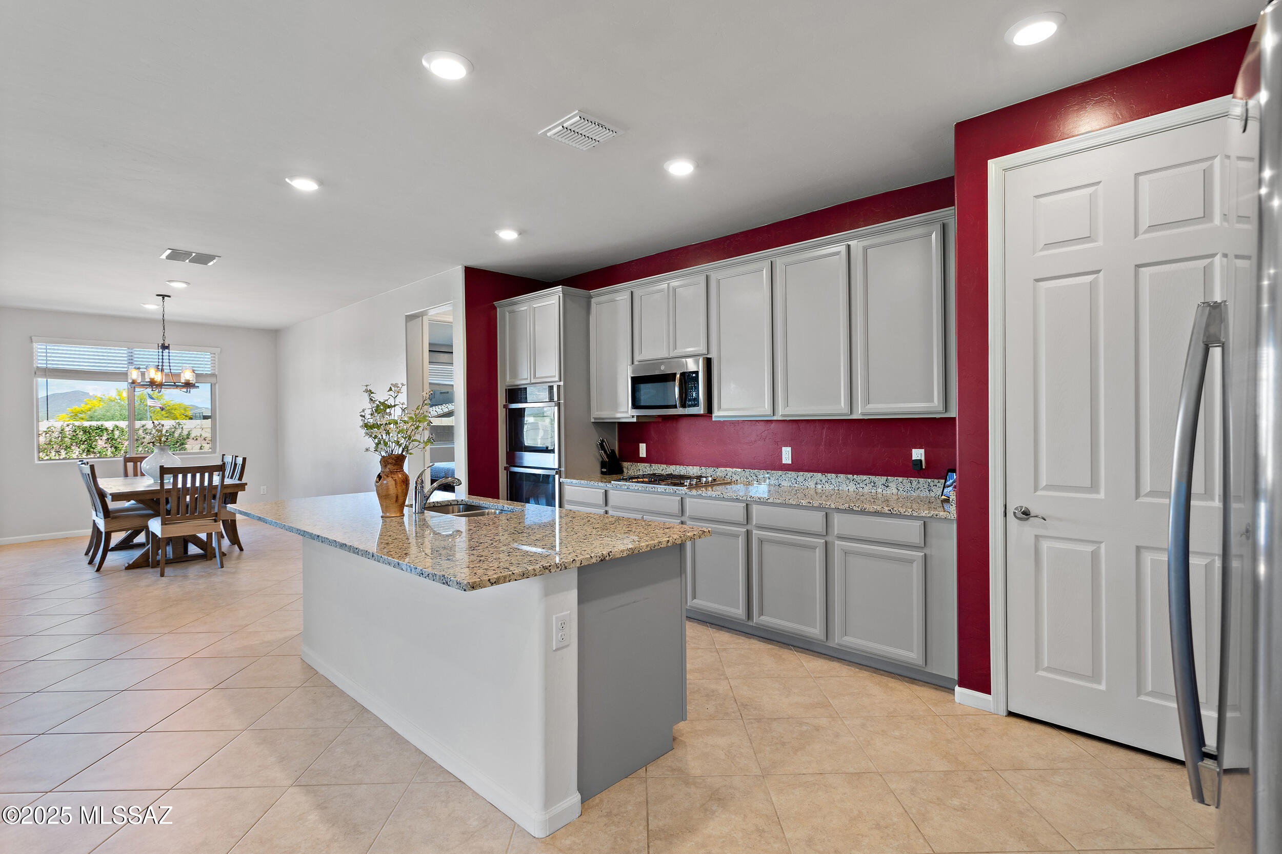 The Vistas At Rincon Knolls SQ20152600506 - Residential