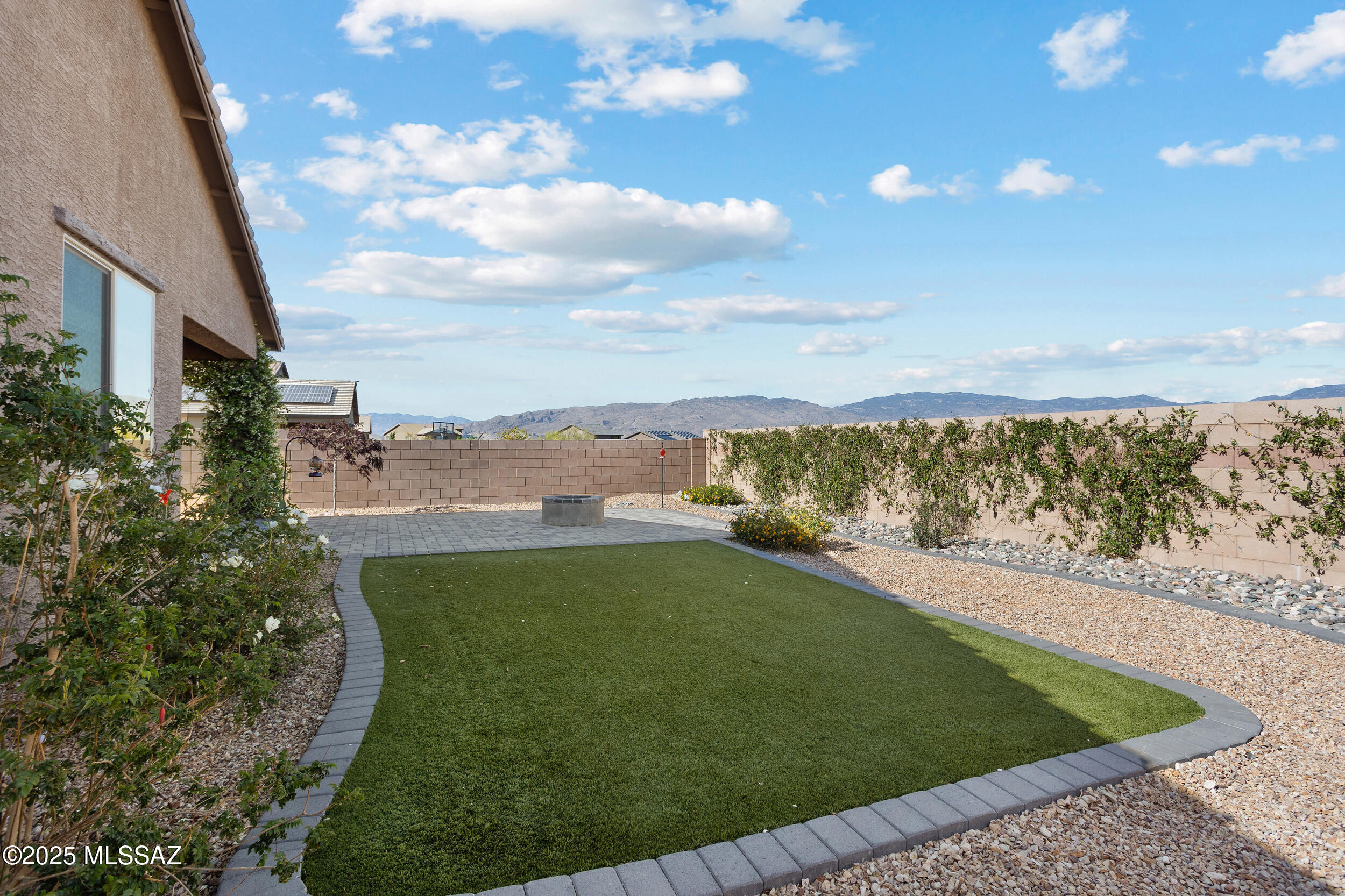 The Vistas At Rincon Knolls SQ20152600506 - Residential