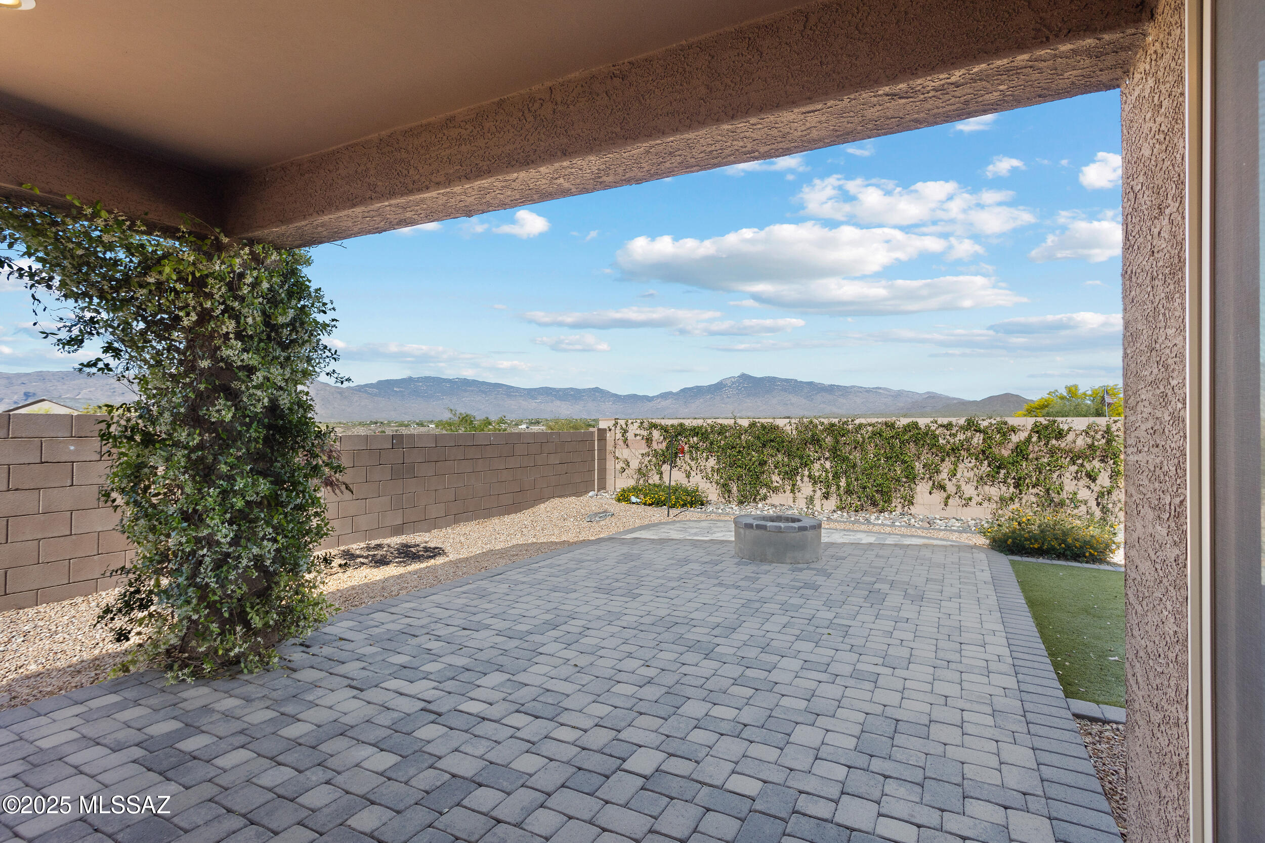 The Vistas At Rincon Knolls SQ20152600506 - Residential