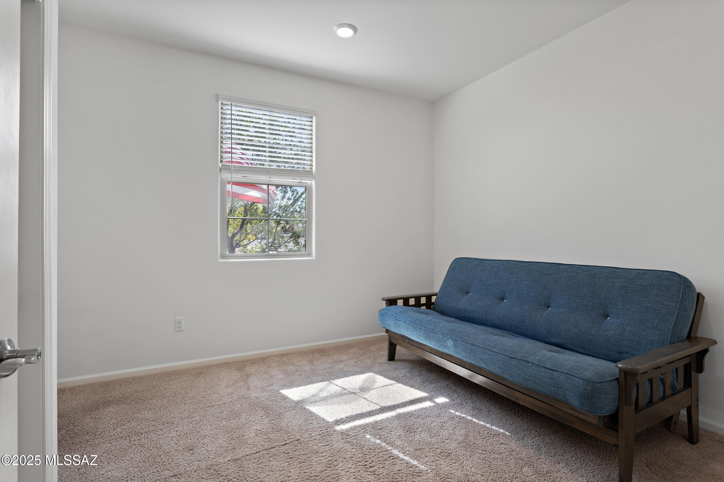 The Vistas At Rincon Knolls SQ20152600506 - Residential