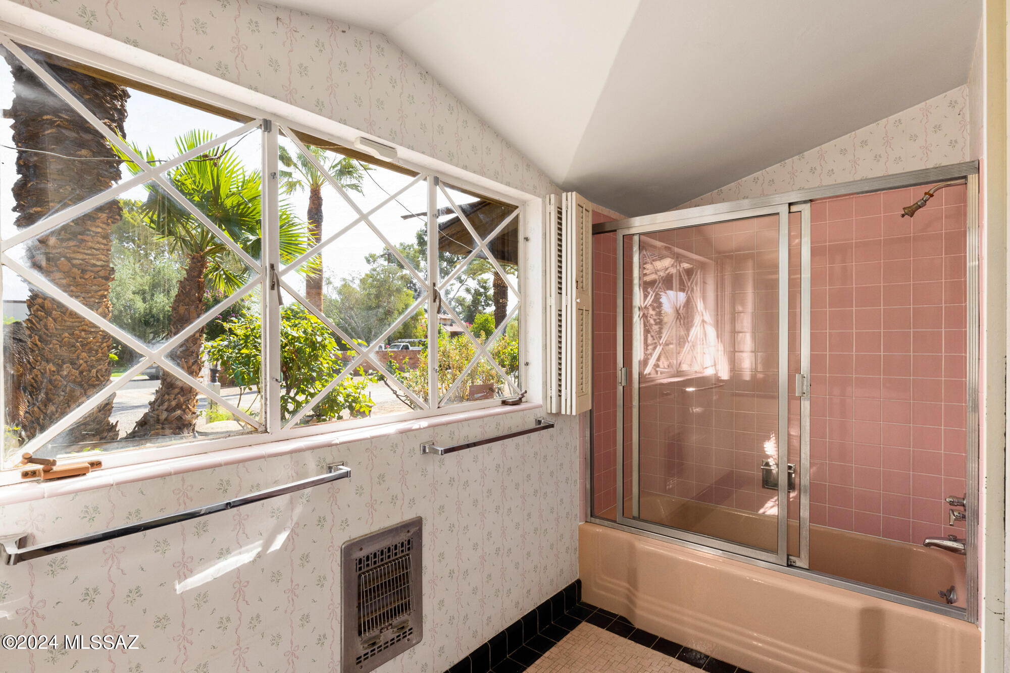 Country Club Estates NO. 1 - Residential