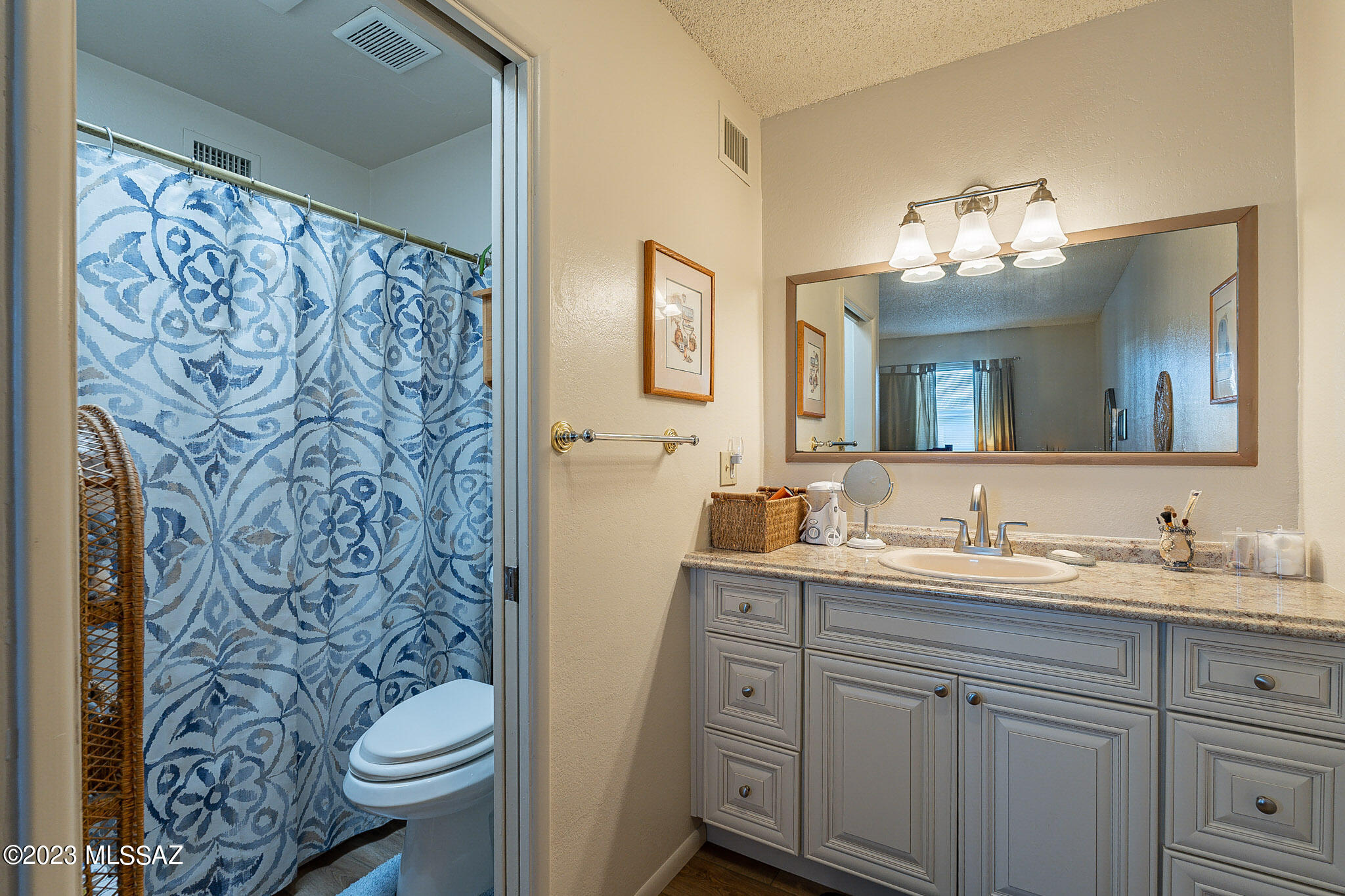 Vista Del Oro Townhouses (1-33) - Residential