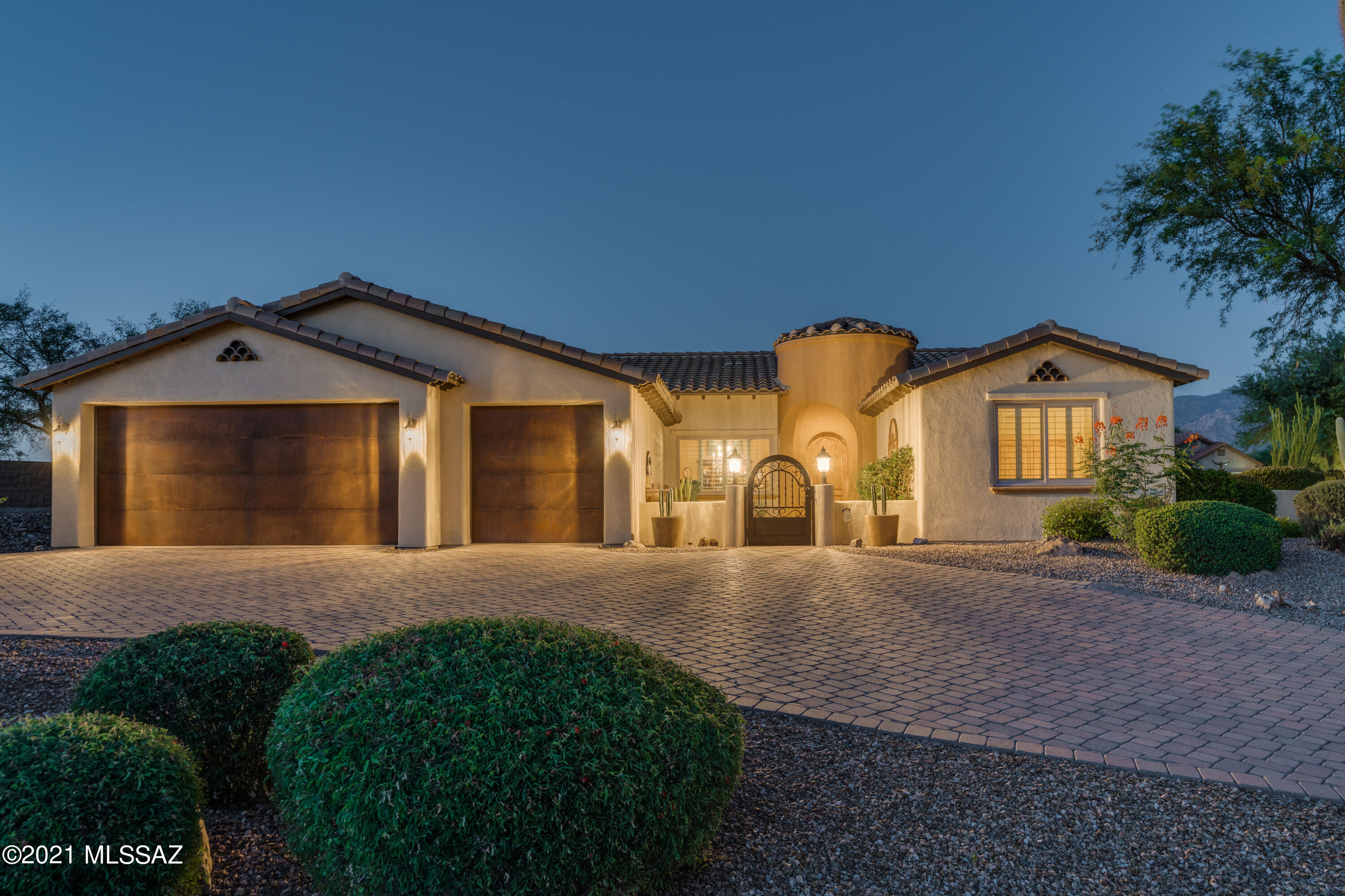 3RD Fairway at Oro Valley Country Club - Residential