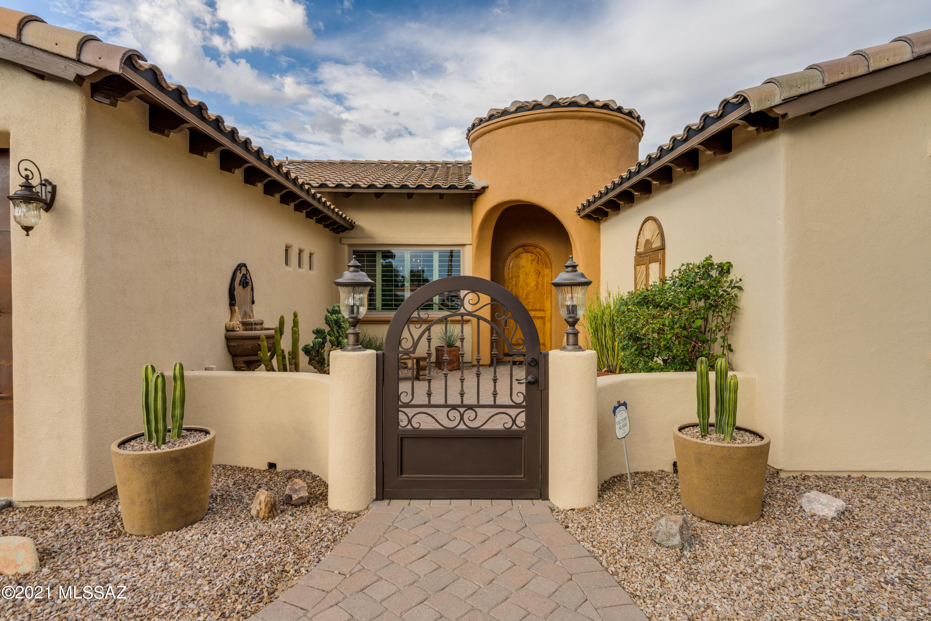 3RD Fairway at Oro Valley Country Club - Residential