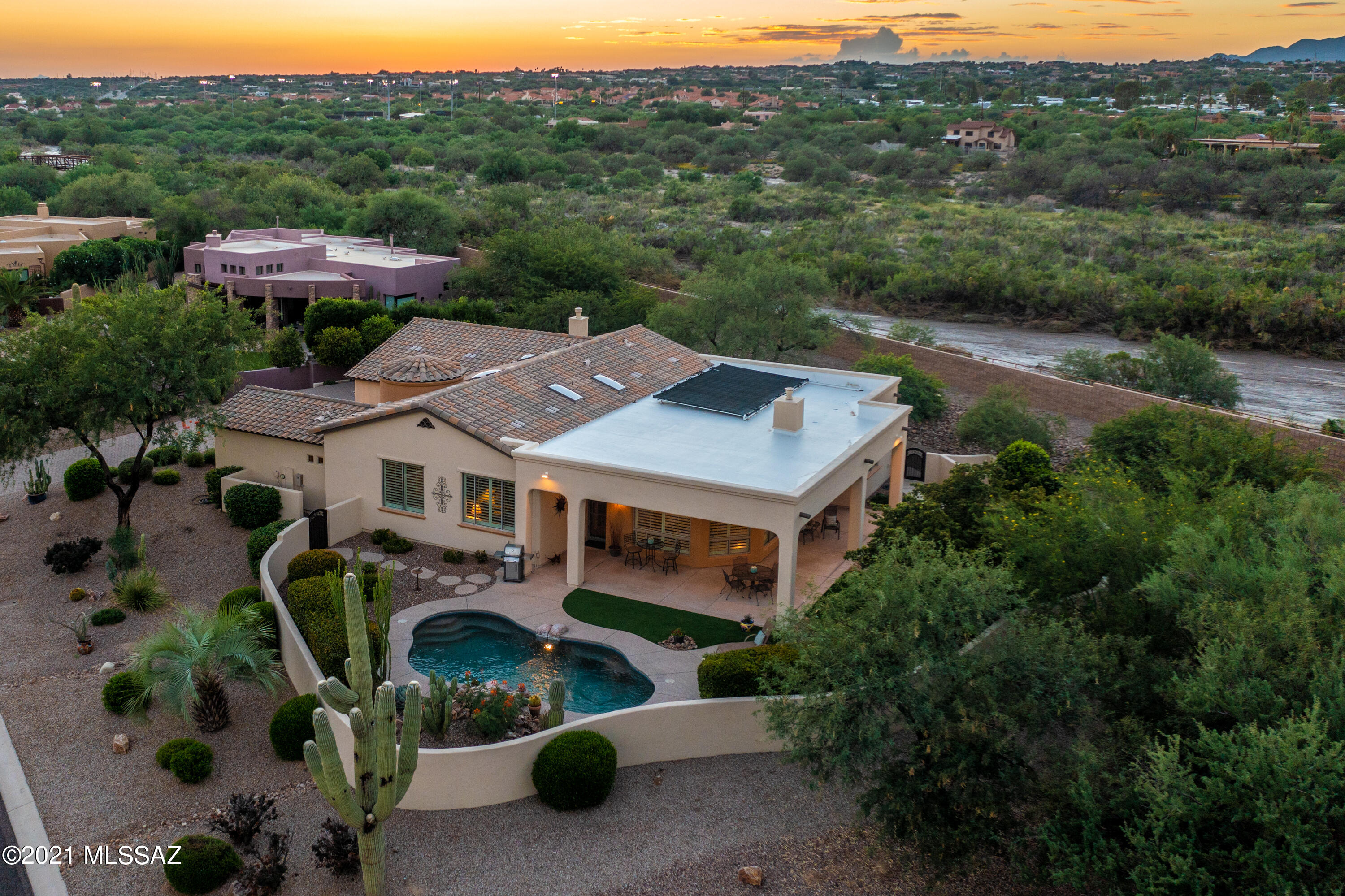 3RD Fairway at Oro Valley Country Club - Residential