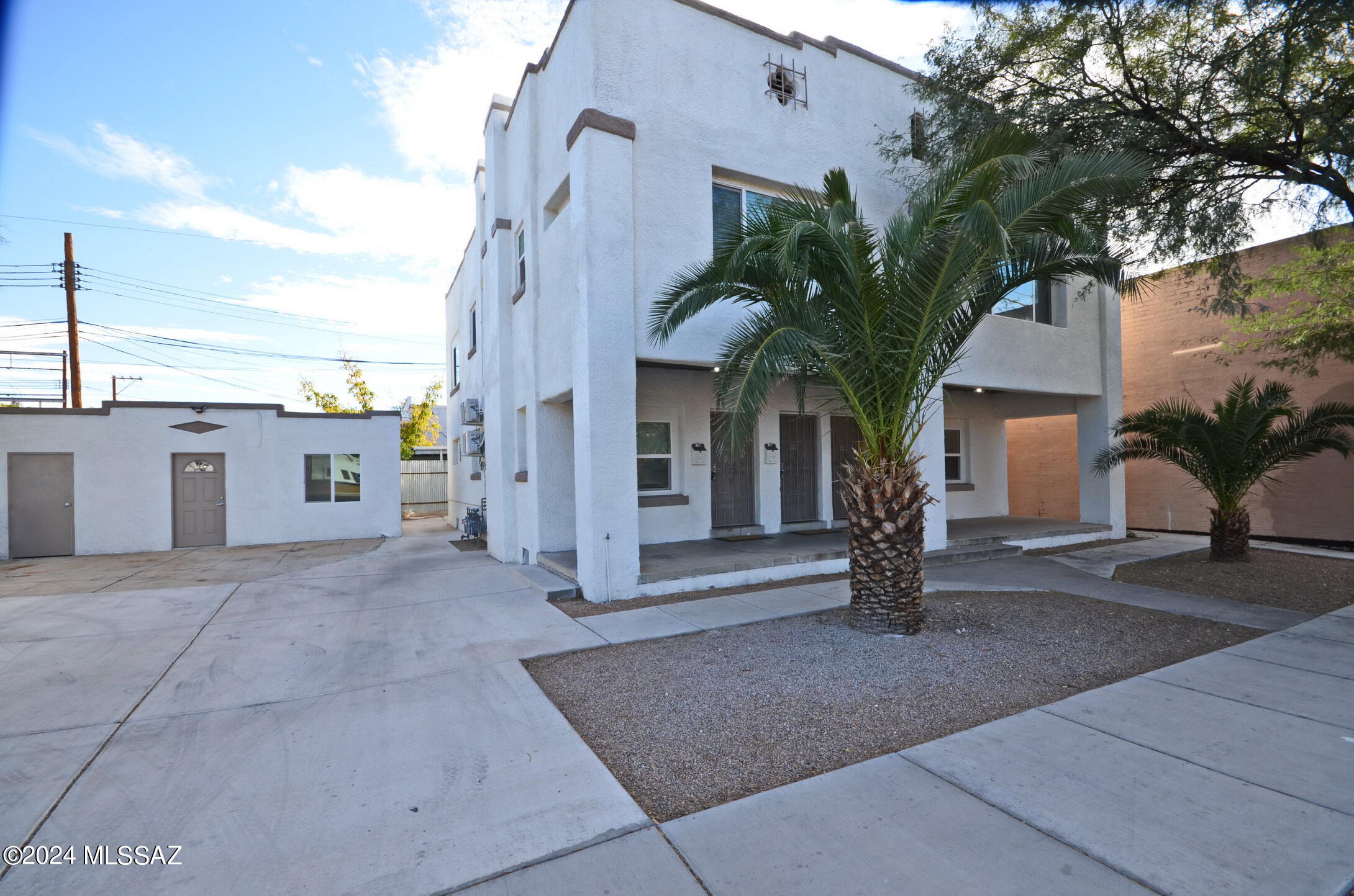 Welcome to a prime investment opportunity in the vibrant heart of Tucson, Arizona. This meticulously renovated fourplex stands as a testament to modern living intertwined with timeless charm. Situated in a sought-after location, this property offers not just a place to call home but also an exceptional long-term investment opportunity in one of Tucson's most desirable neighborhoods.