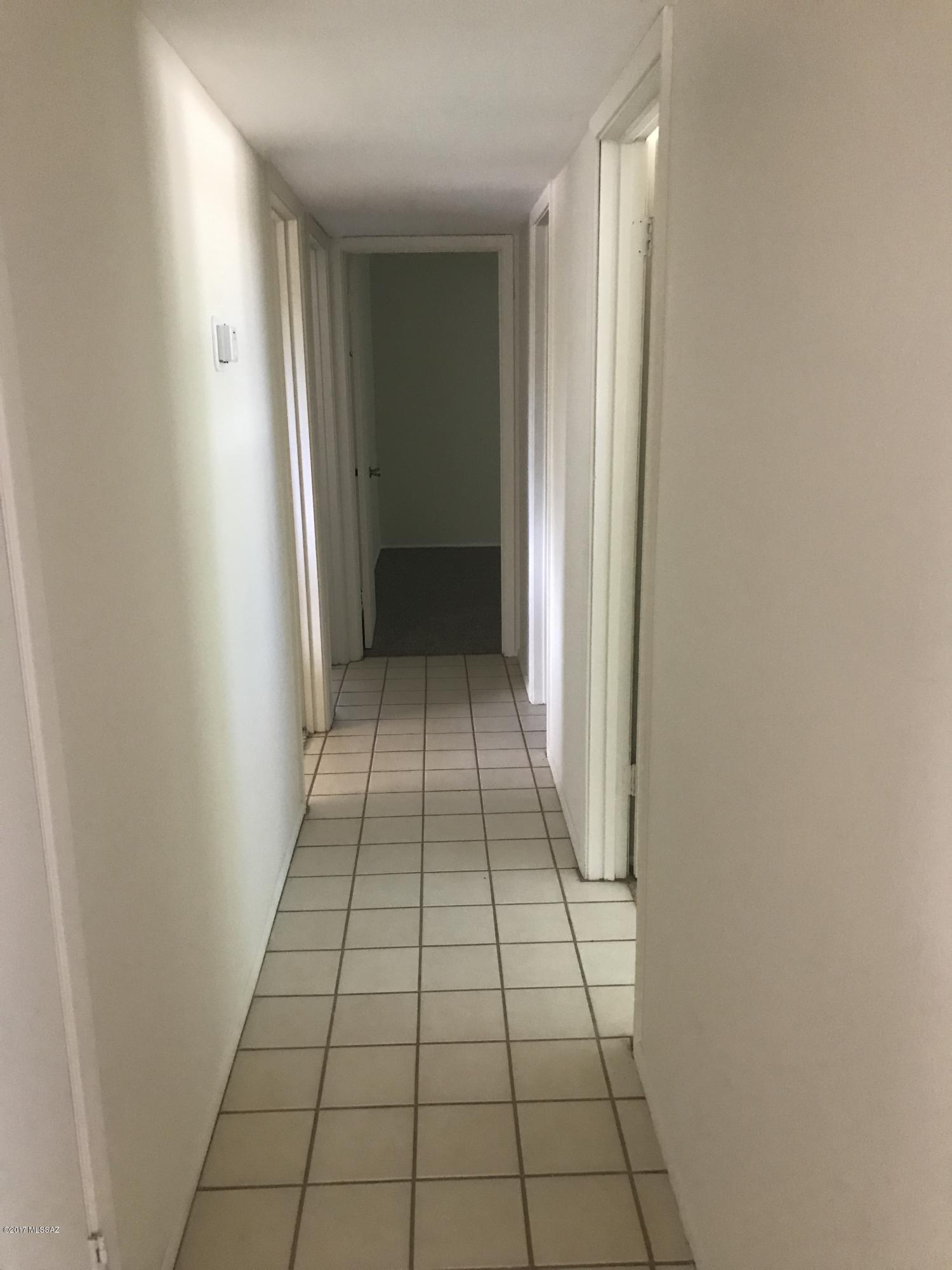 Longview Estates (194-470) - Residential Lease