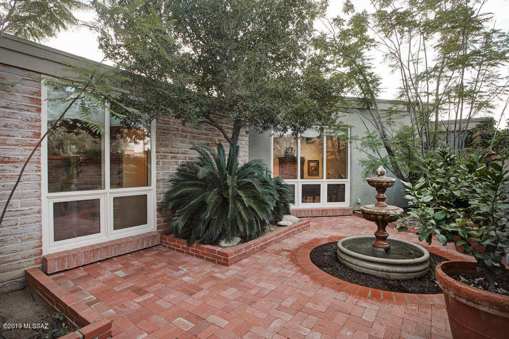 Catalina Foothills Estates NO. 7 - Residential