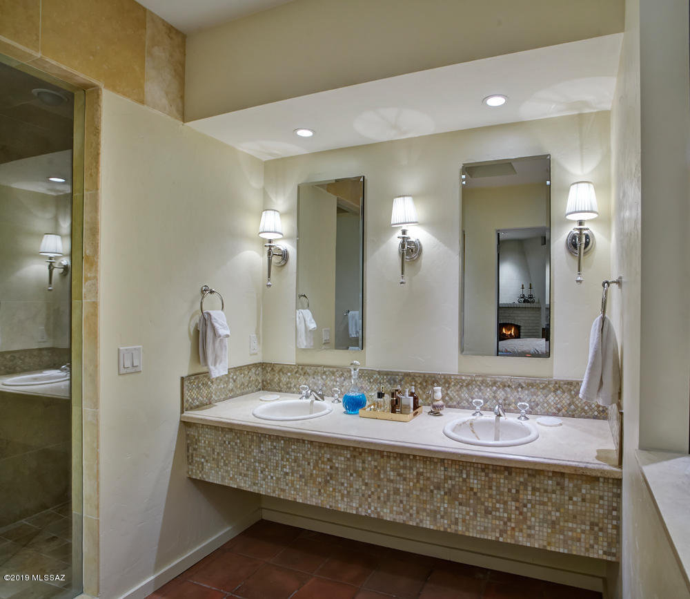 Catalina Foothills Estates NO. 7 - Residential