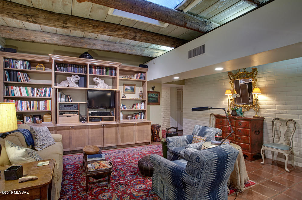 Catalina Foothills Estates NO. 7 - Residential