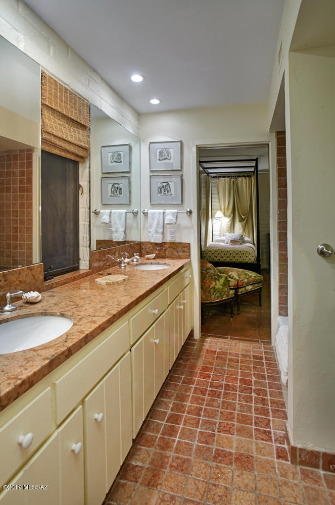 Catalina Foothills Estates NO. 7 - Residential