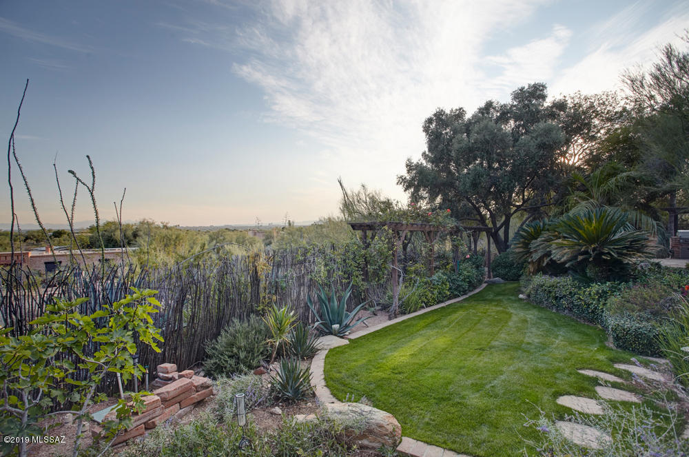 Catalina Foothills Estates NO. 7 - Residential