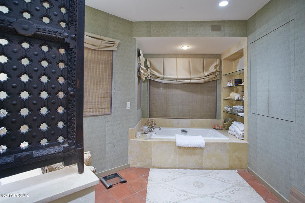 Catalina Foothills Estates NO. 7 - Residential