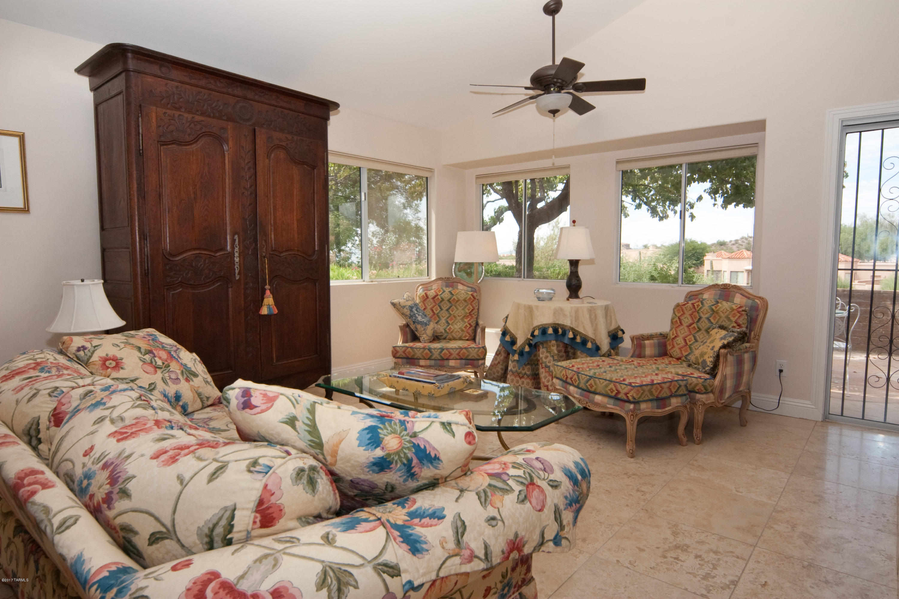 Las Palomitas Resub (101-116,118-162,164-200) - Residential Lease