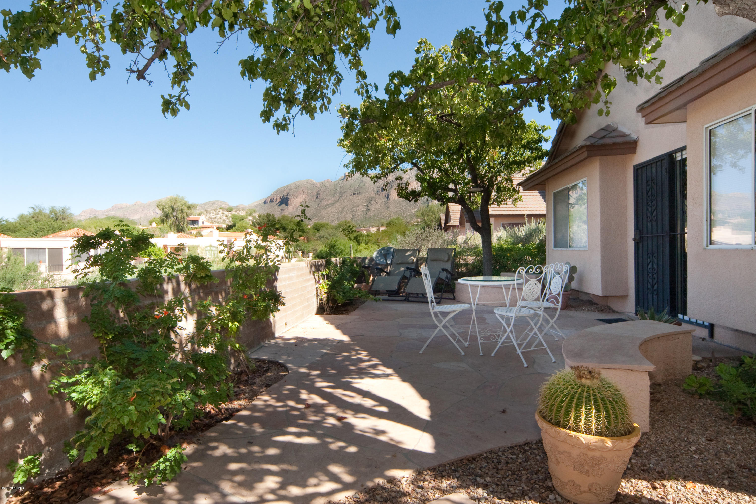 Las Palomitas Resub (101-116,118-162,164-200) - Residential Lease