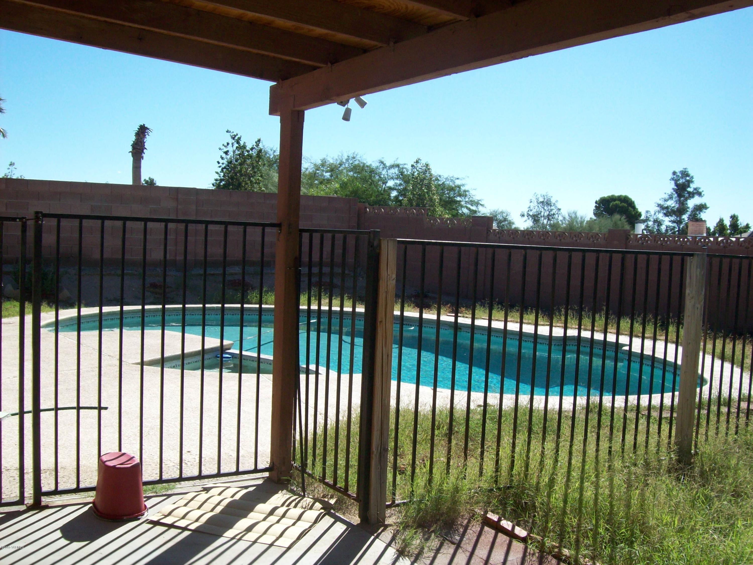 Raintree (1-124) - Residential Lease