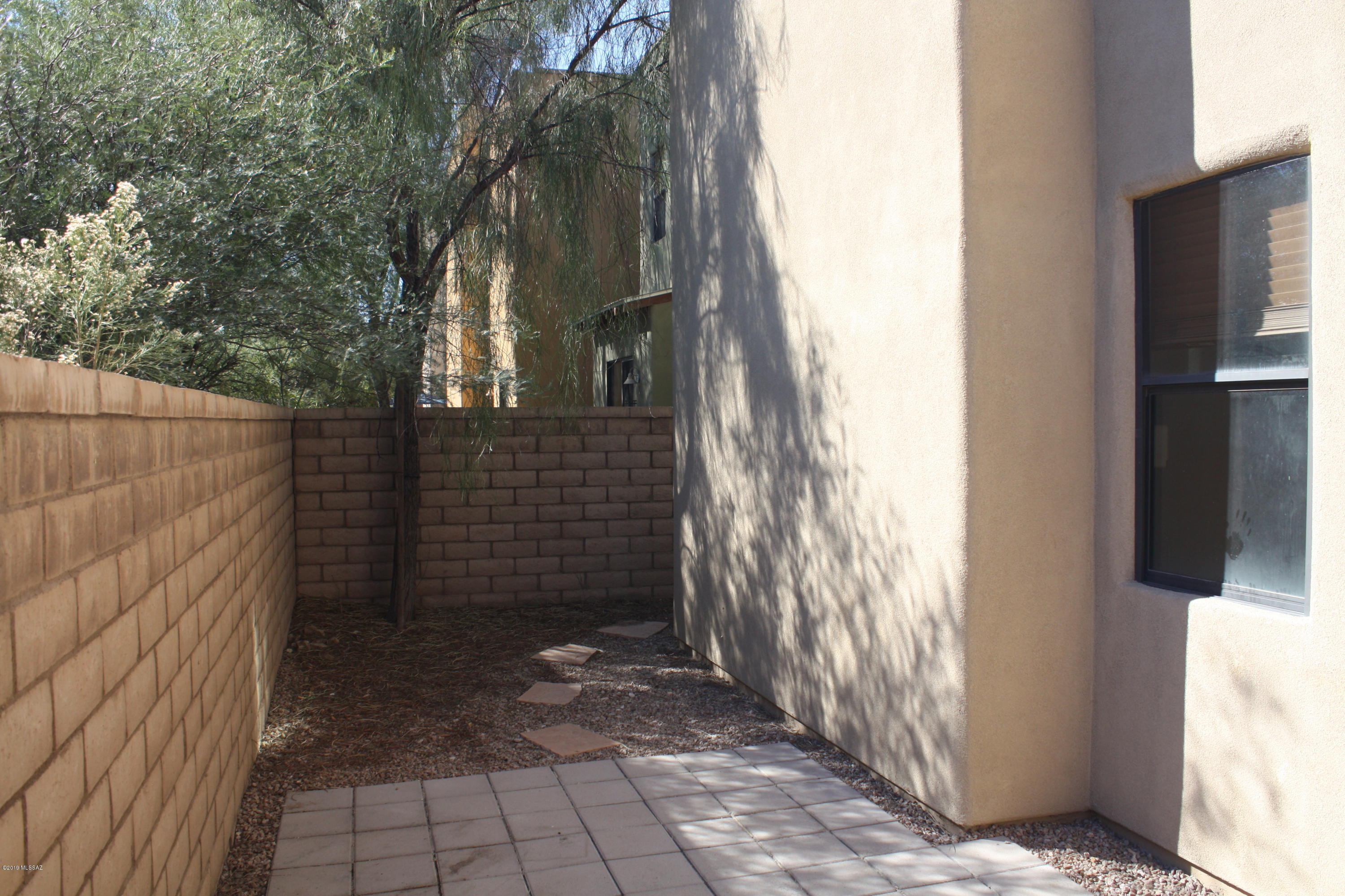 Miramonte at the River (1-163) - Residential Lease
