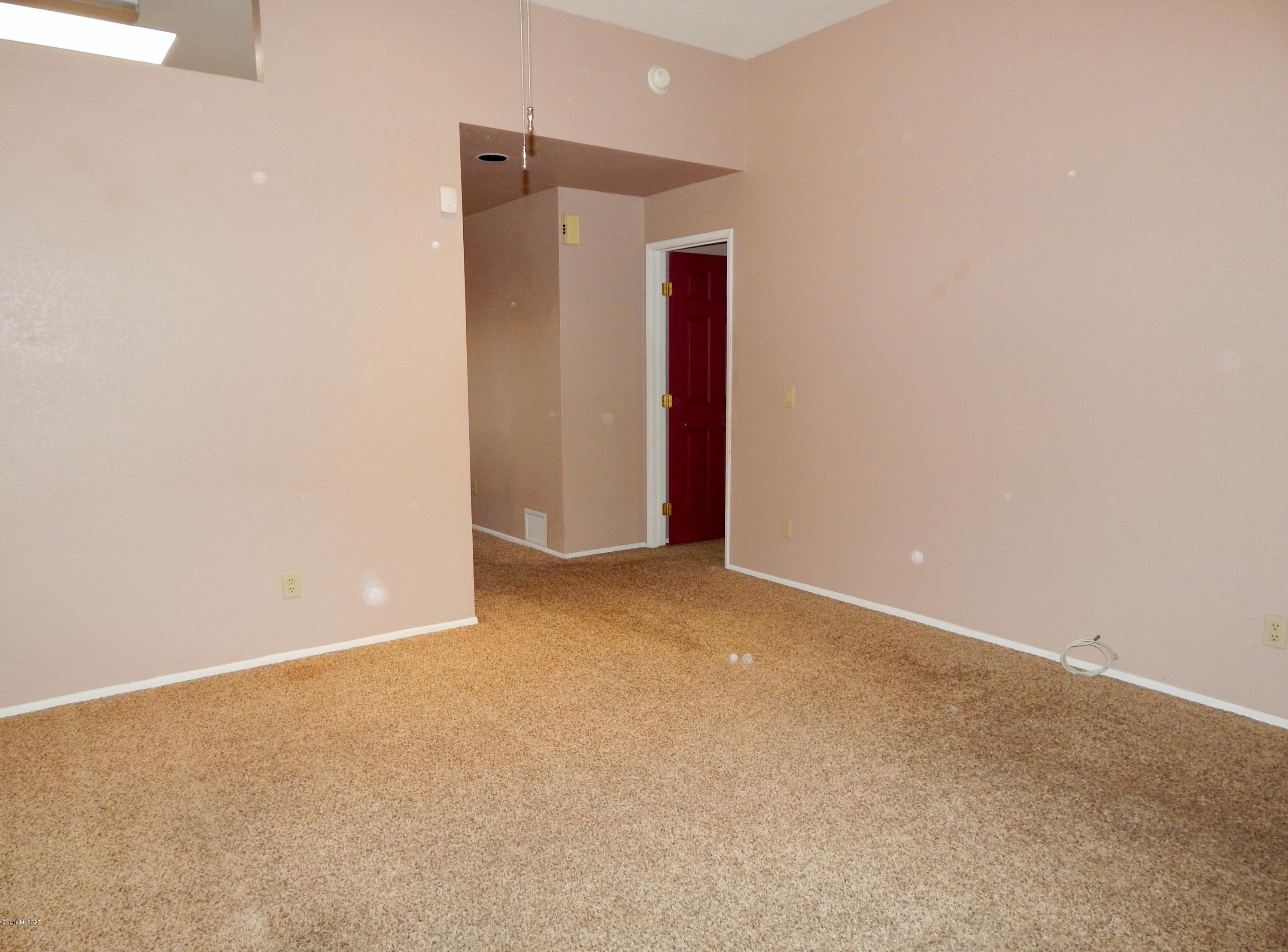 Elliott Homes At Rita Ranch (1-521) - Residential