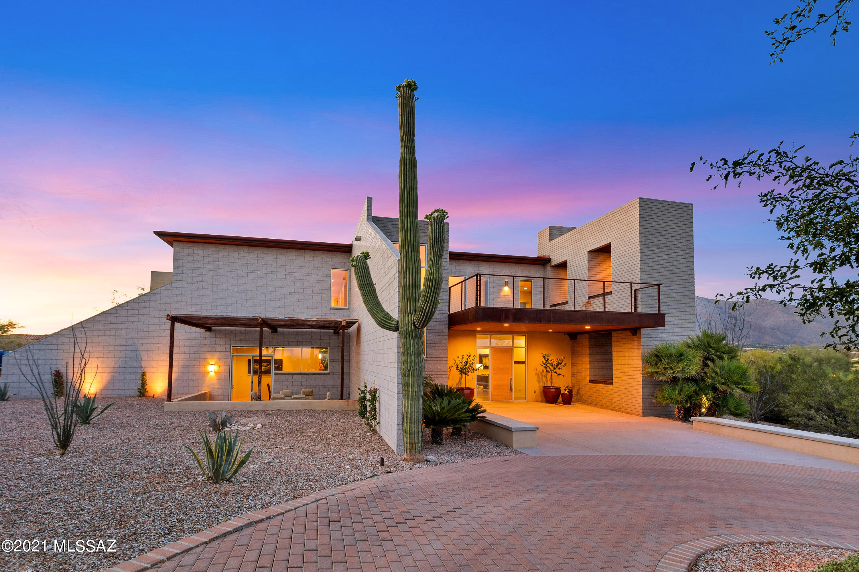 Eleven Arches (1-12) - Residential