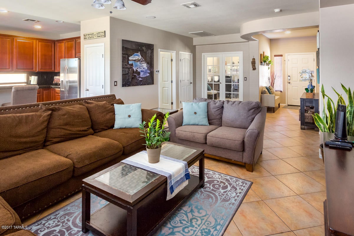 Continental Reserve Blks 17-19 (1-102) - Residential Lease