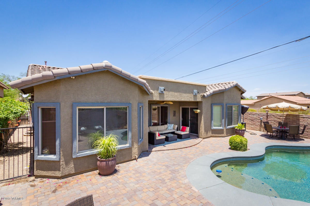 Owner moving out July 15th then ready to show and lease.