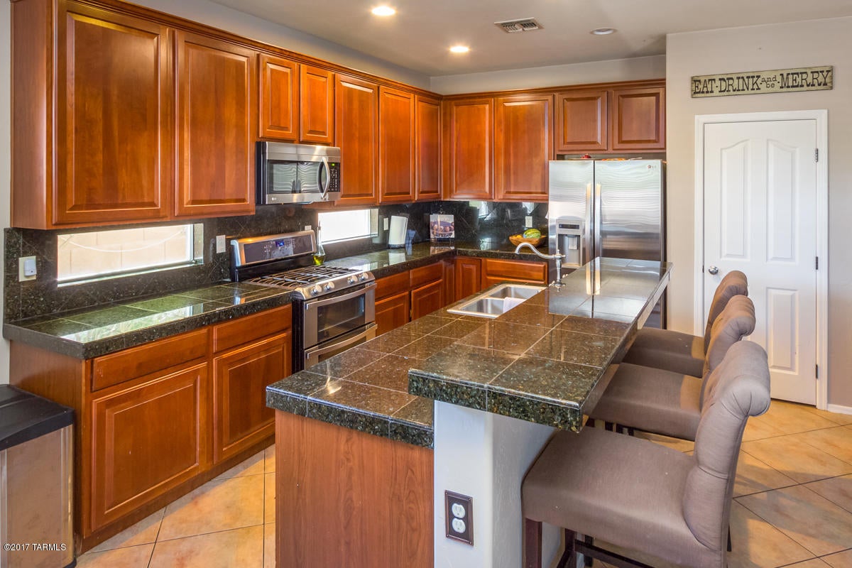 Continental Reserve Blks 17-19 (1-102) - Residential Lease