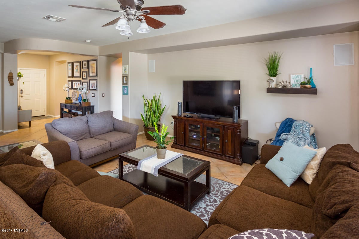 Continental Reserve Blks 17-19 (1-102) - Residential Lease