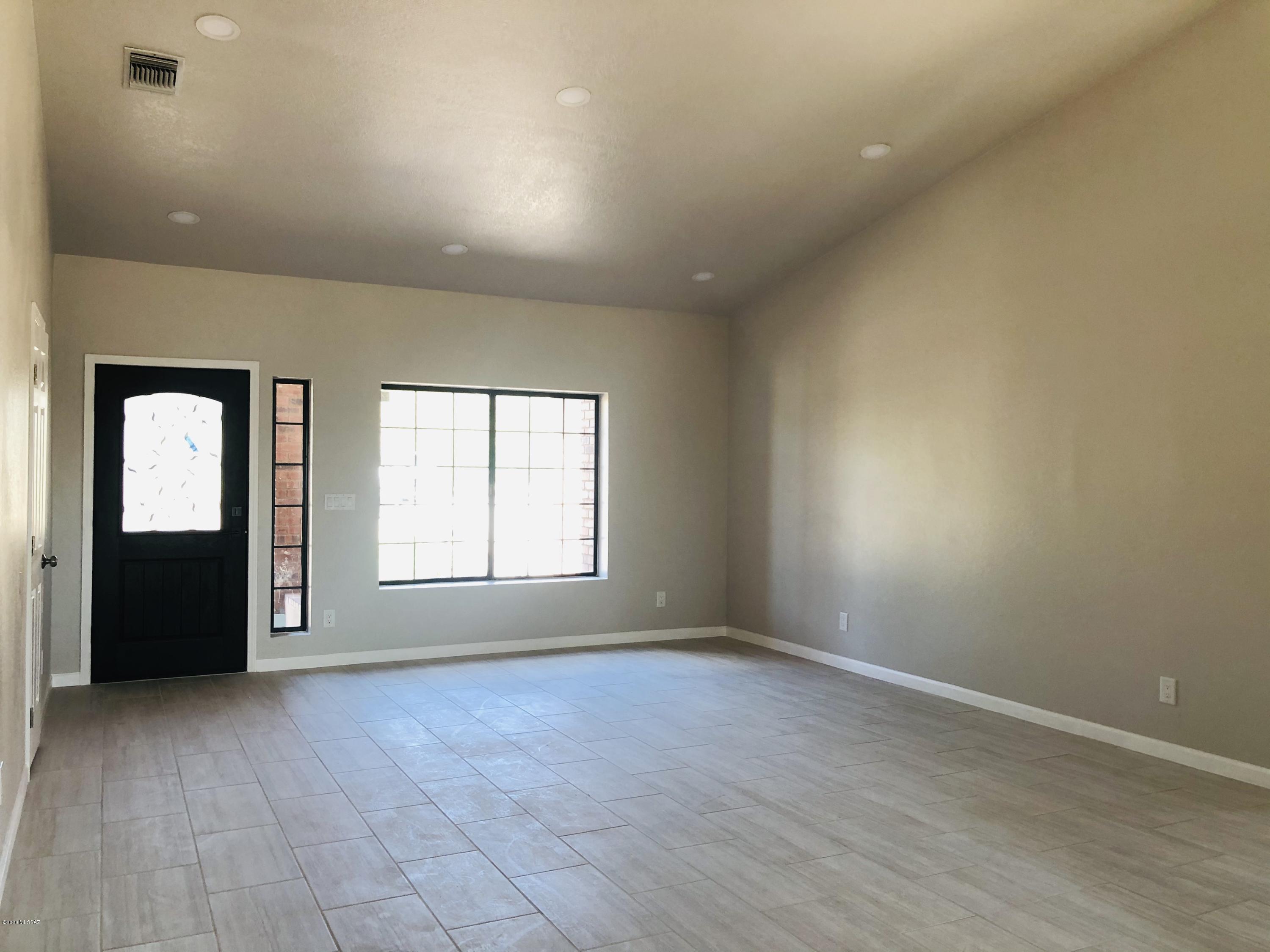 Orange Grove Hills (1-33) - Residential