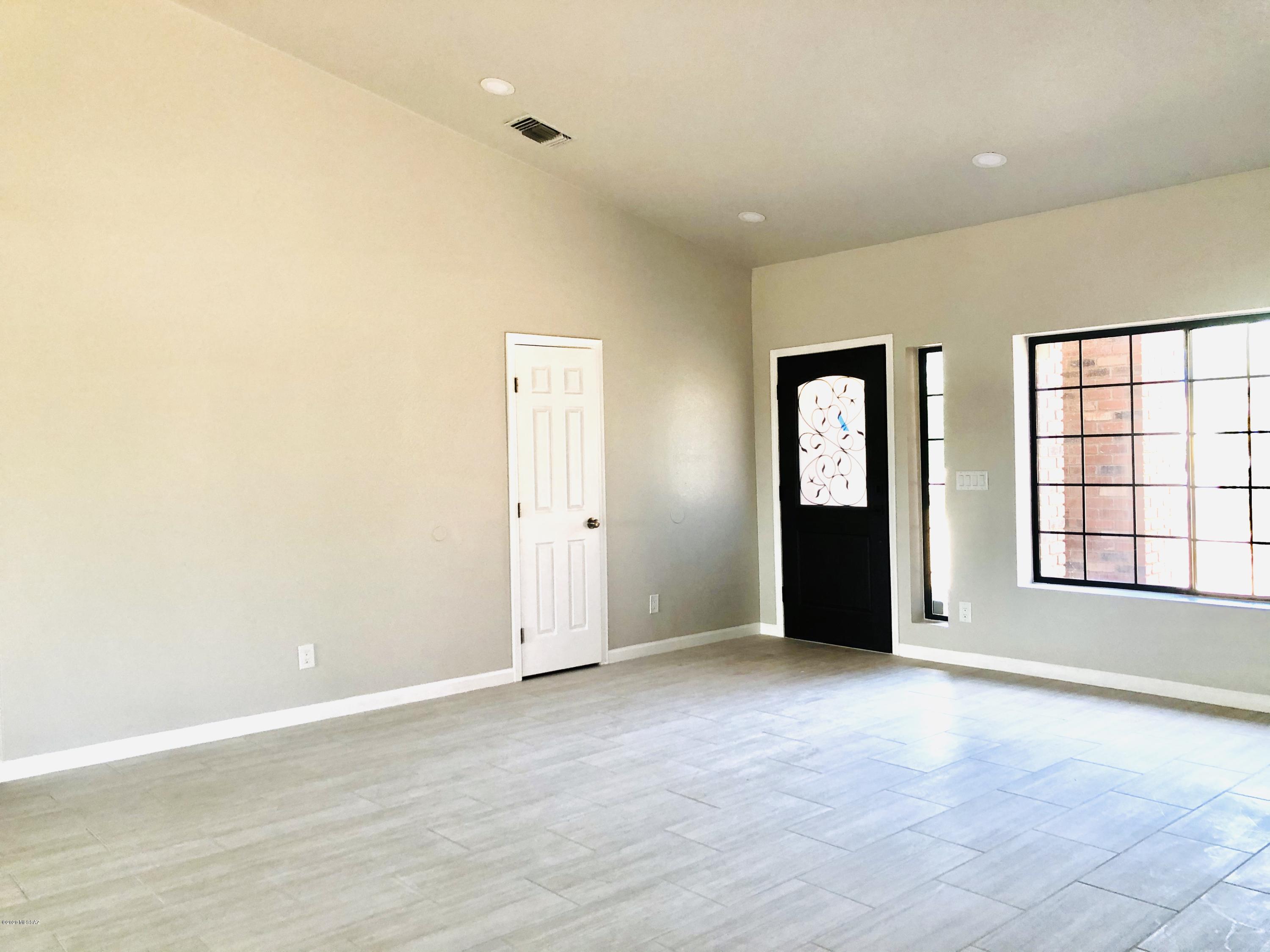 Orange Grove Hills (1-33) - Residential