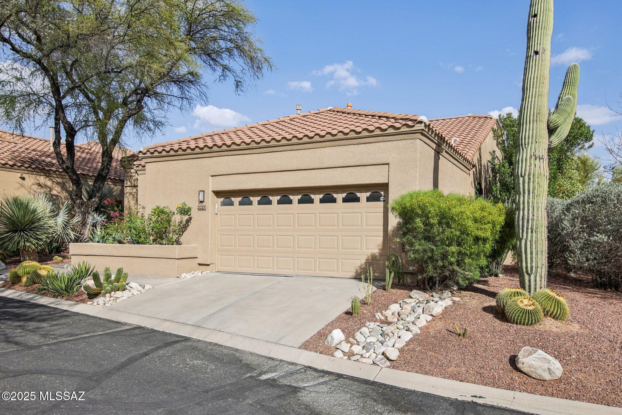 Ventana Canyon Golf Villas - Residential
