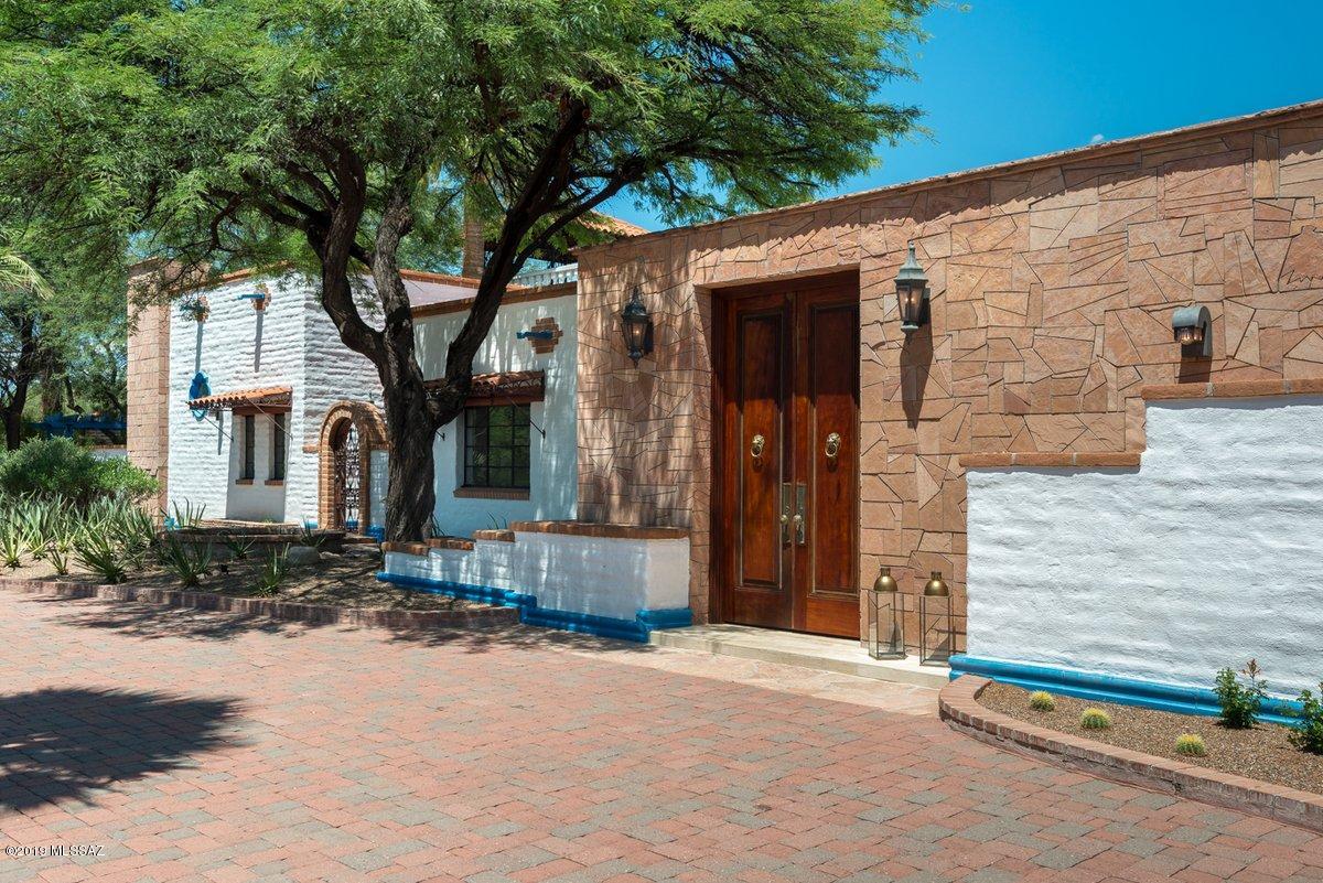 Casas Adobes Addition - Residential