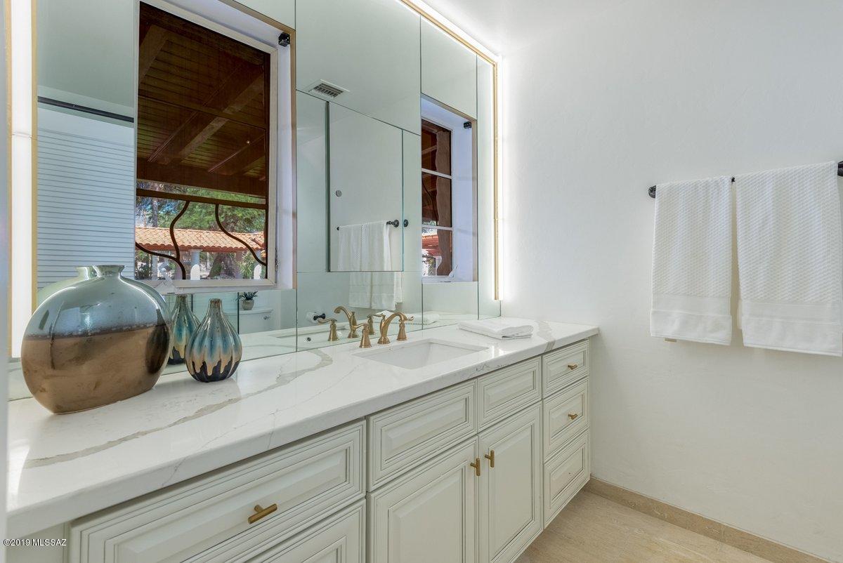 Casas Adobes Addition - Residential