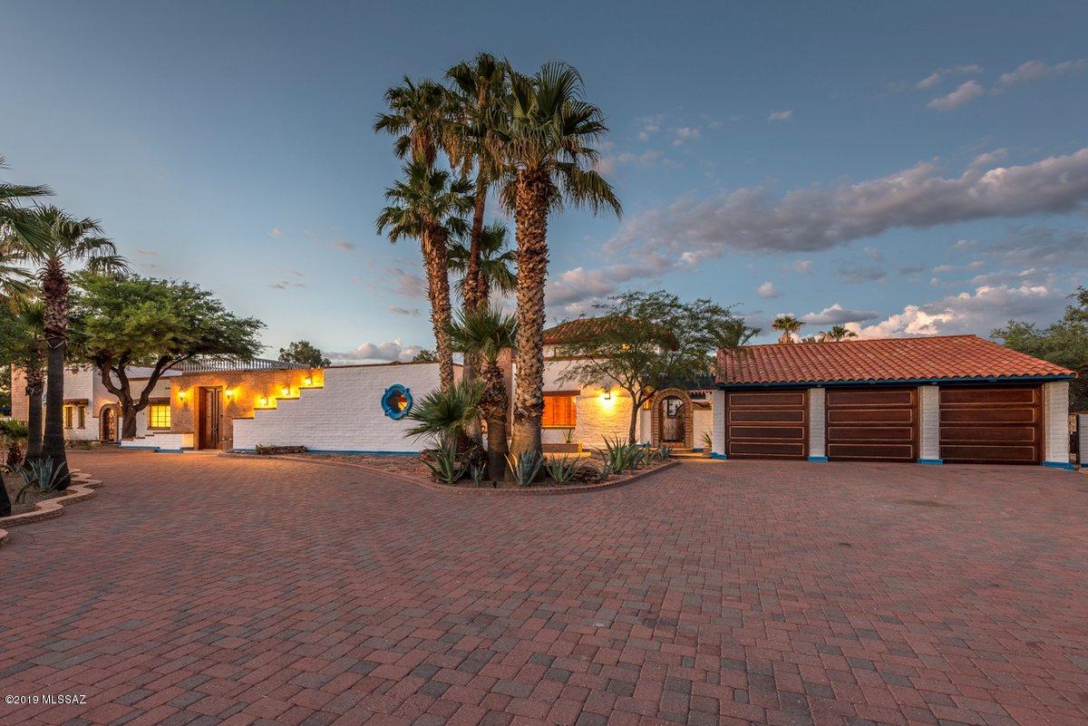 Casas Adobes Addition - Residential