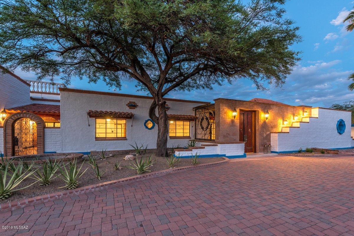 Casas Adobes Addition - Residential