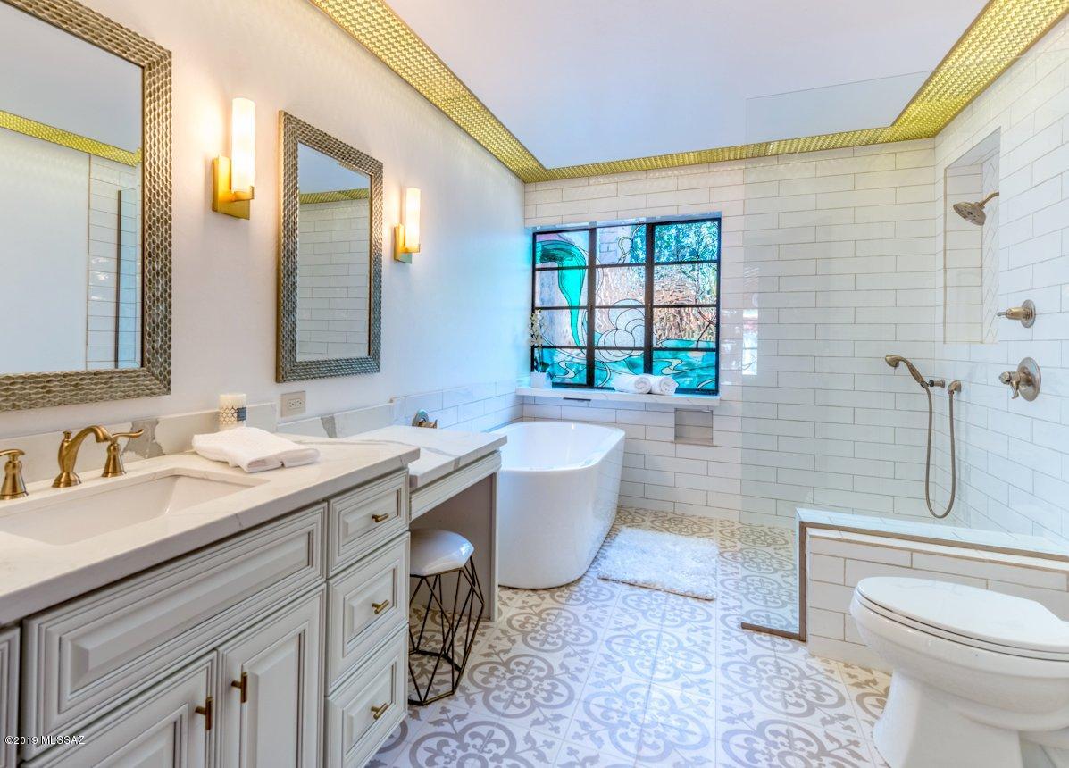 Casas Adobes Addition - Residential