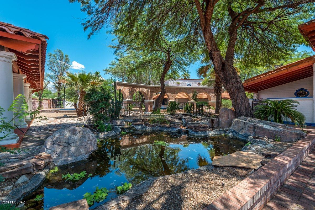 Casas Adobes Addition - Residential