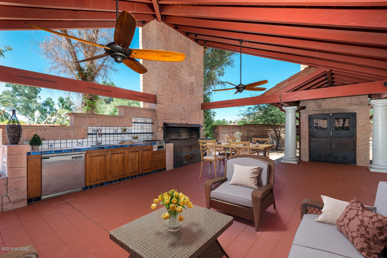 Casas Adobes Addition - Residential