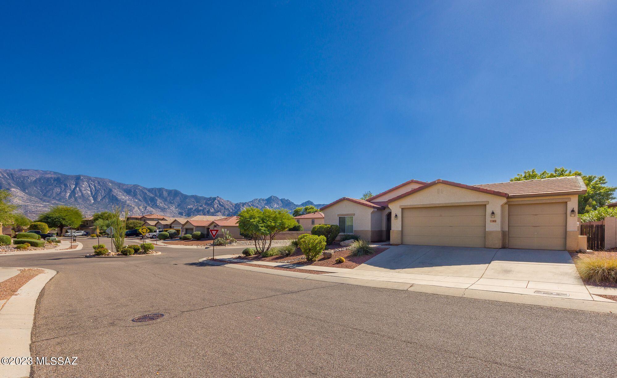 Black Horse (1-411) - Residential Lease