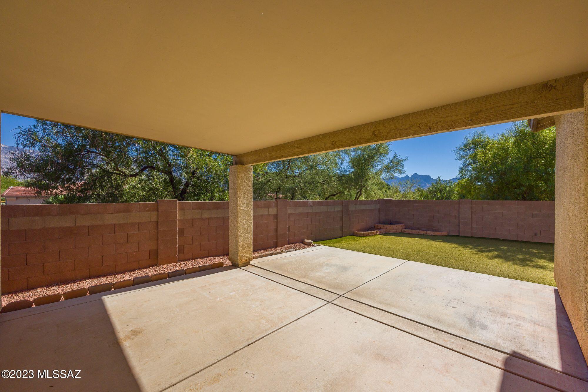 Black Horse (1-411) - Residential Lease