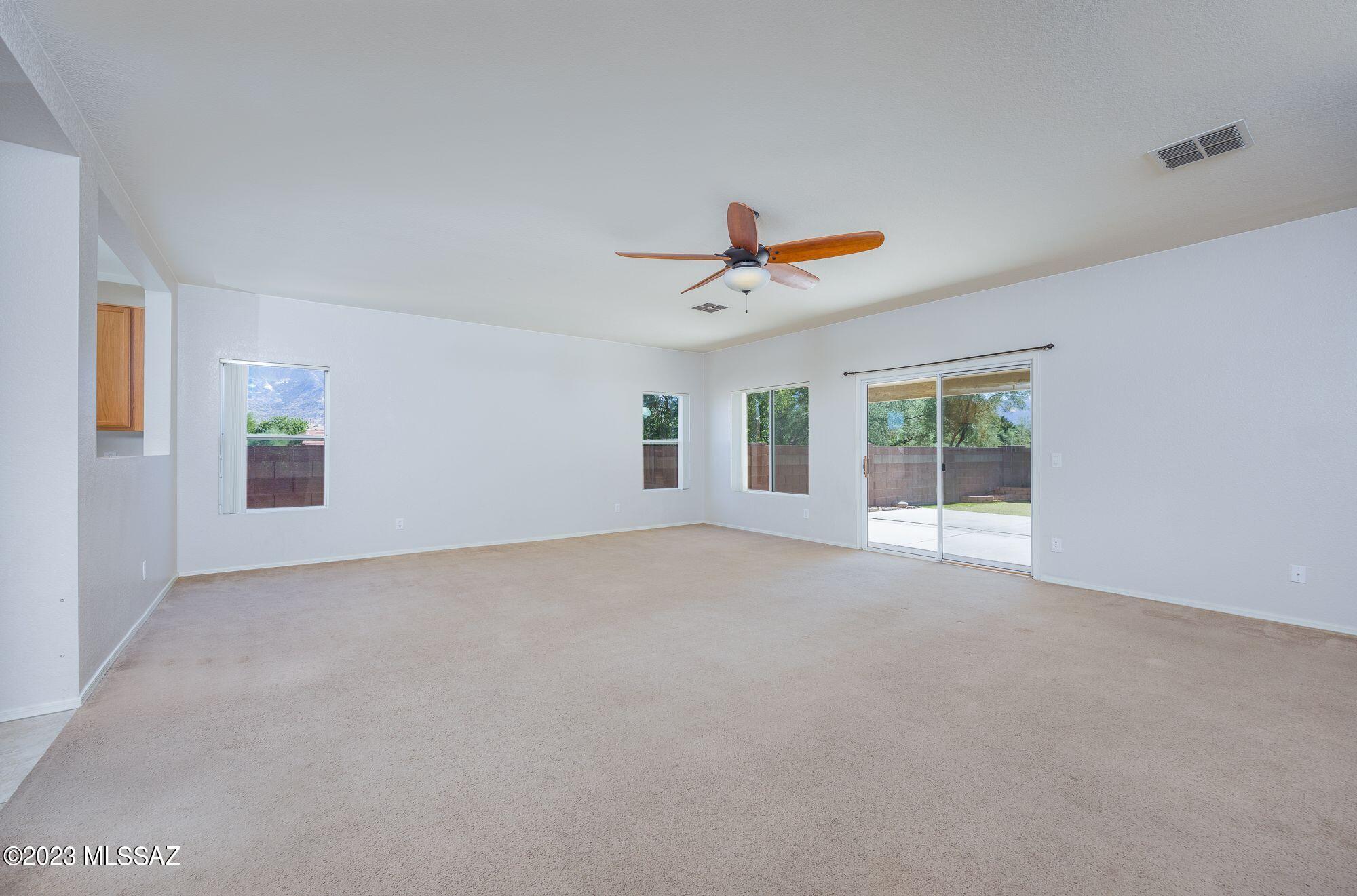 Black Horse (1-411) - Residential Lease
