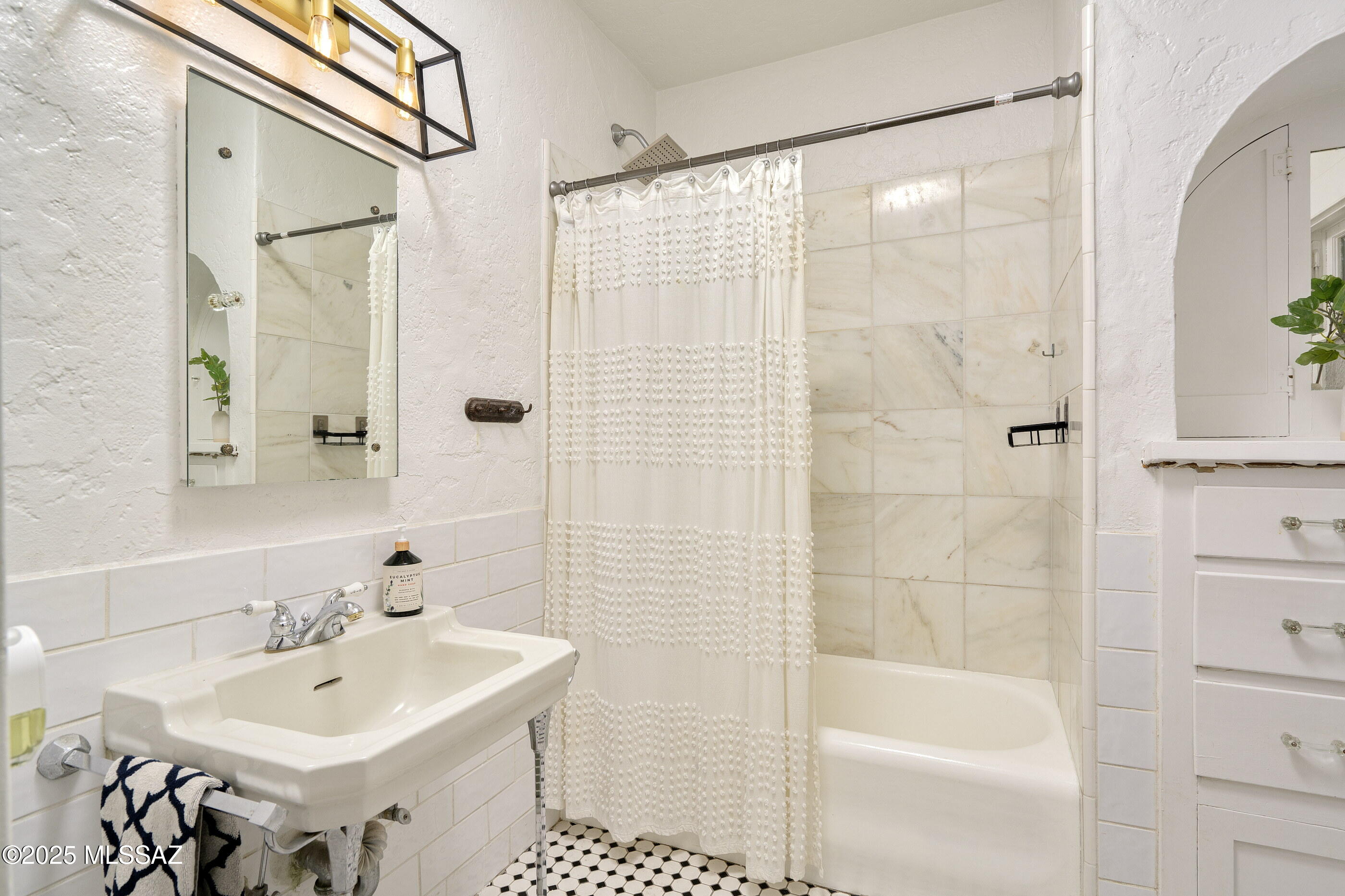 El Encanto Estates - Residential